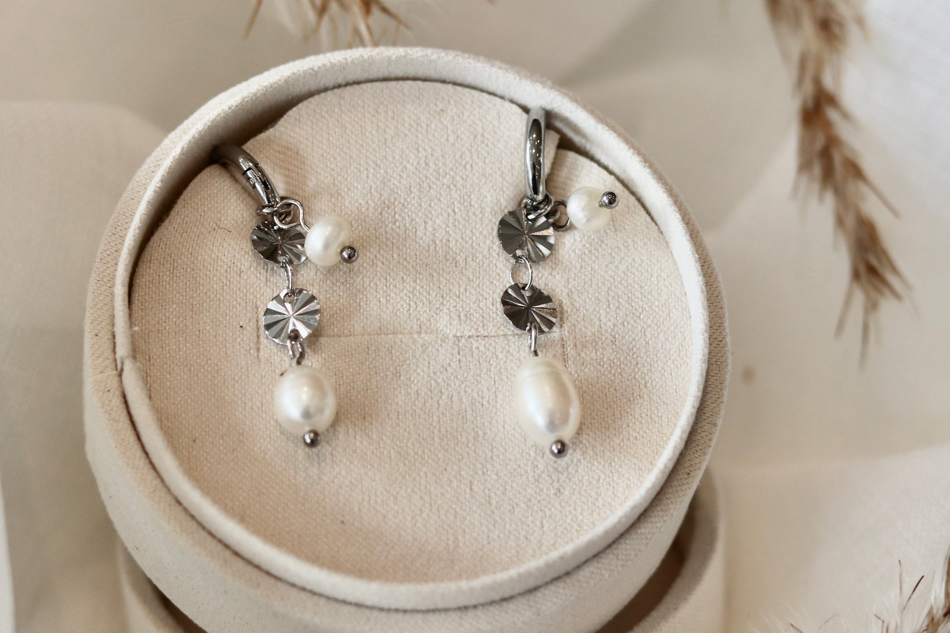 Sølv øreringe med perler