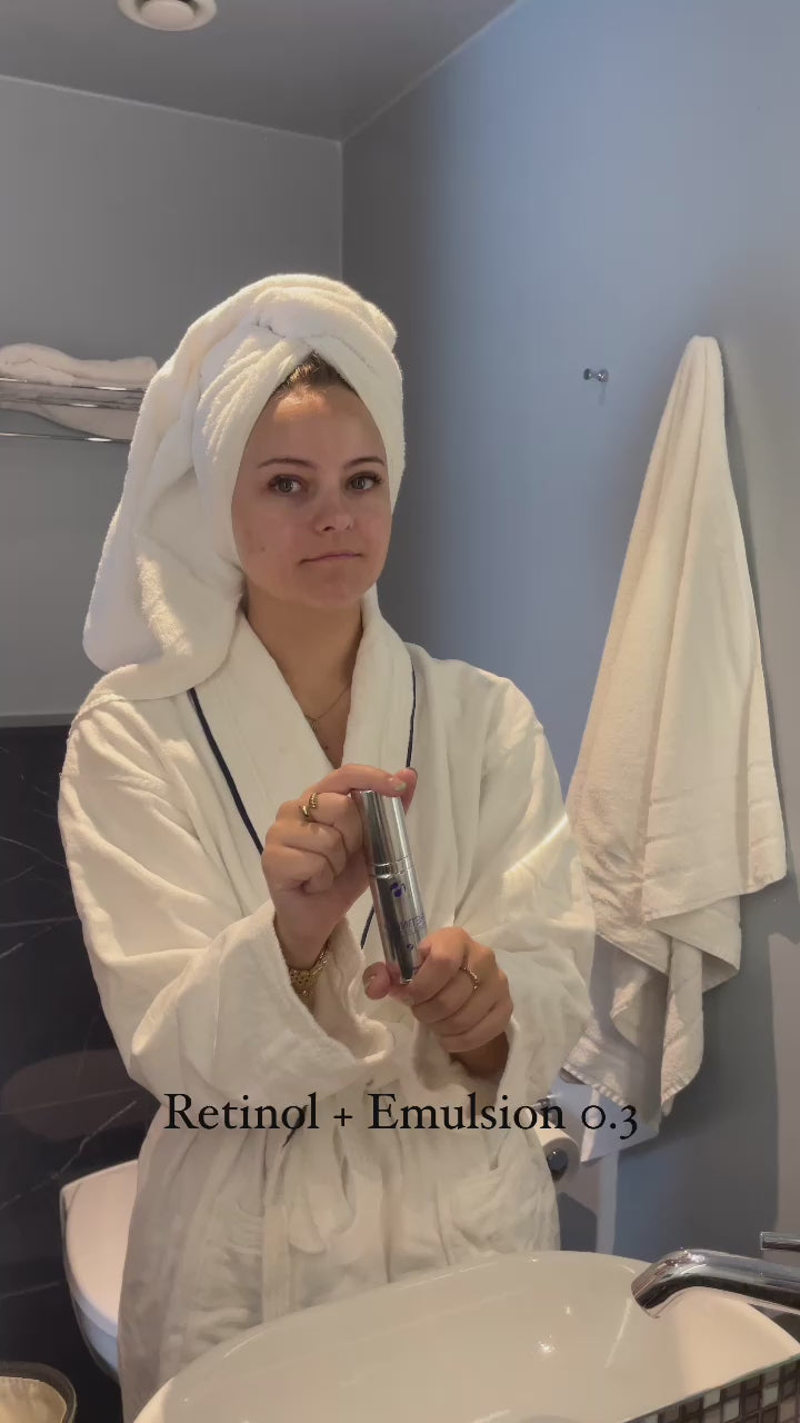 Retinol+ Emulsion 0.3 fra IS Clinical - Avanceret anti-aging hudplejeprodukt med 0,3% retinol der reducerer fine linjer, forbedrer hudtekstur og giver en jævn hudtone.