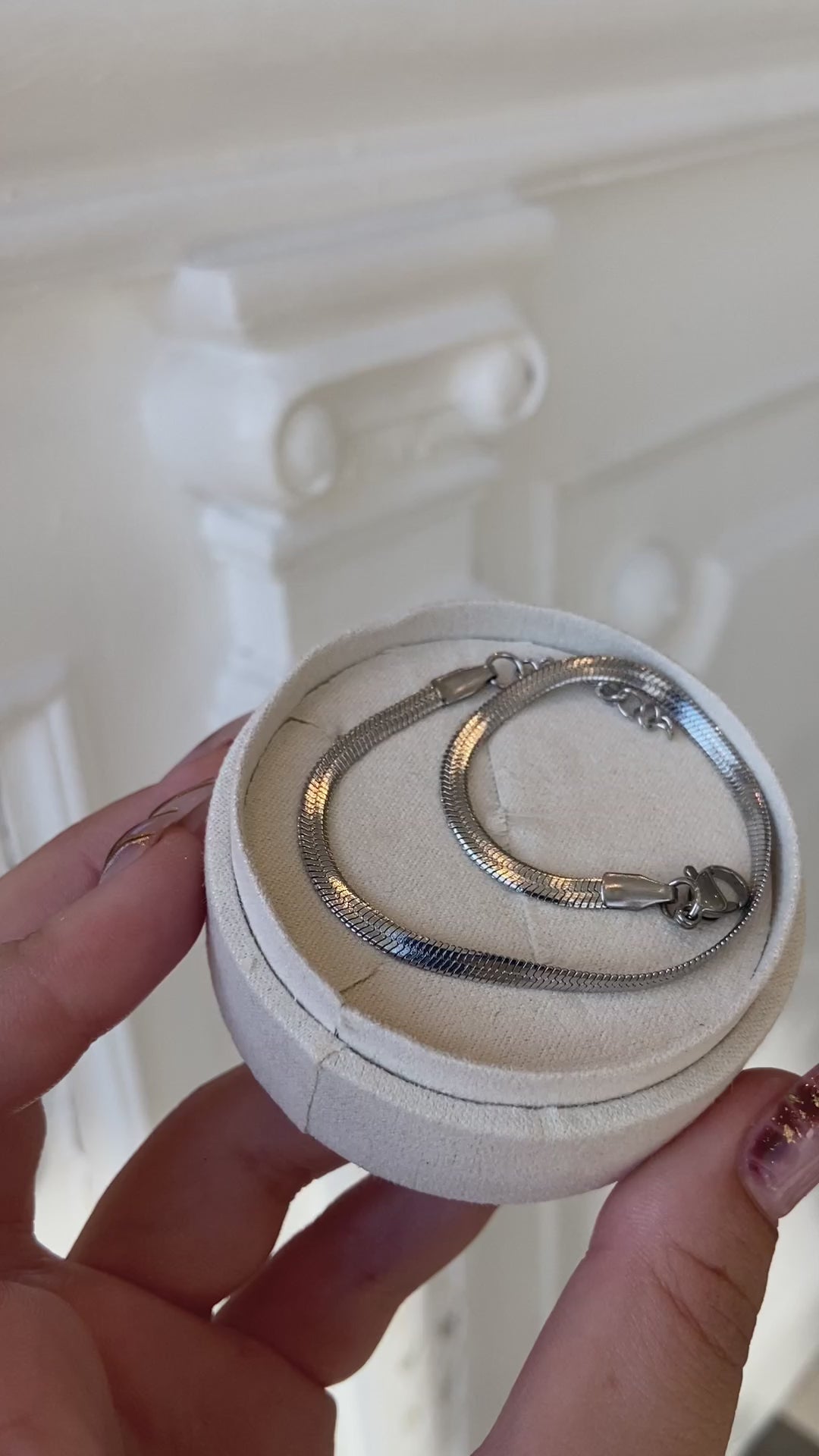 Snake armbånd på video