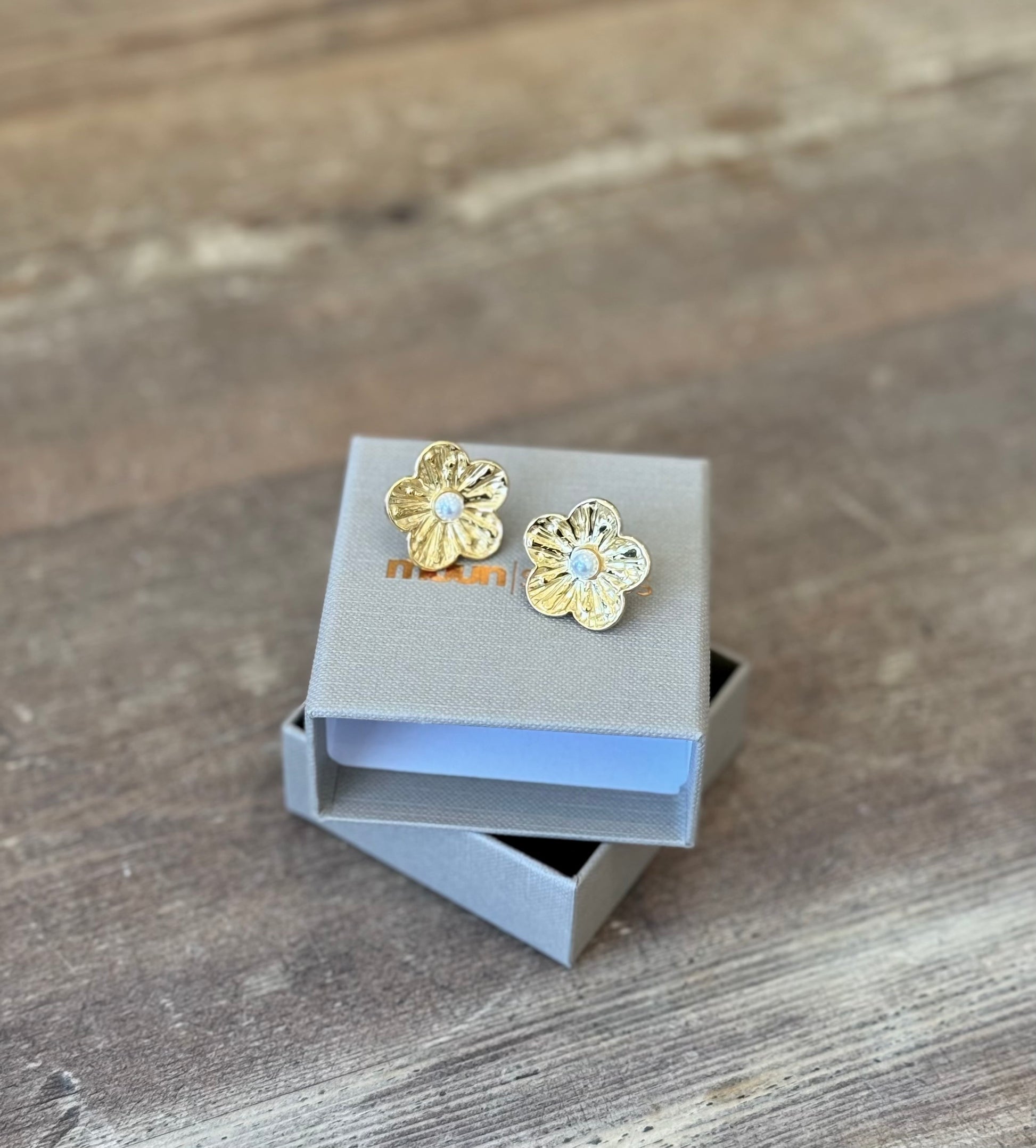 Perle øreringe, blandet med blomster design