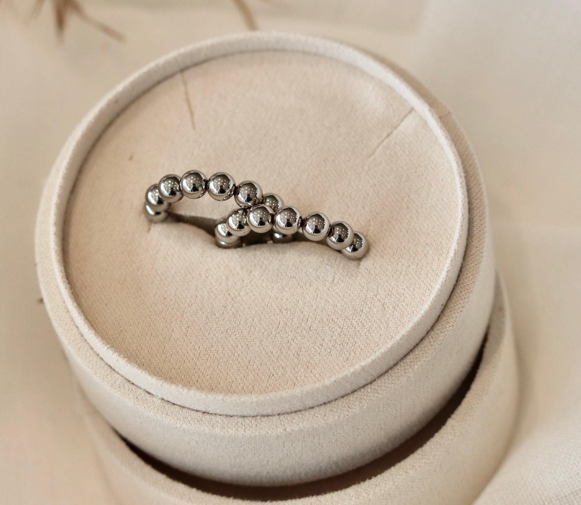 Frk wolff hoops